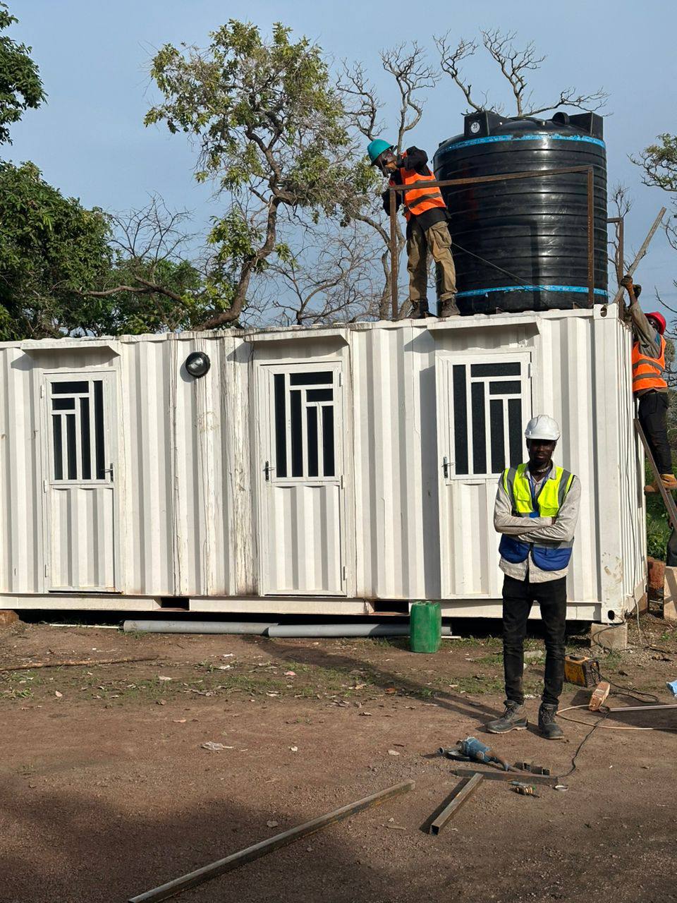 Studio moderne realise a partir d'un conteneur maritime